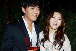 秦昊伊能静国庆回沈阳 显赫家世曝光