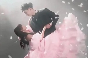 《嘘，国王在冬眠》虞书欣林一雪地吻戏引爆全网