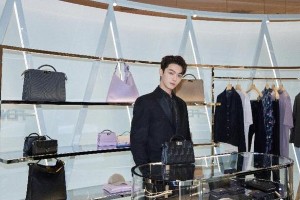 FENDI 2023秋冬限时店登陆深圳，许凯程潇亮相