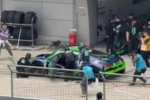 王一博赛车故障退赛 工作室回应：下次再战
