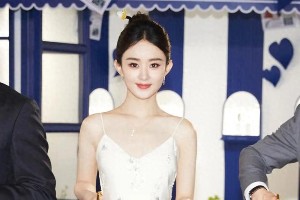 赵丽颖白裙亮相引热议，女星身材争议何时休